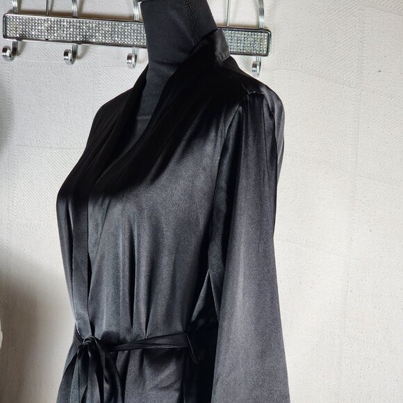 Apt. 9 Intimates Black Satin Feel Poly Long Sleeve Contrast Cuff Robe Size M - Picture 9 of 16